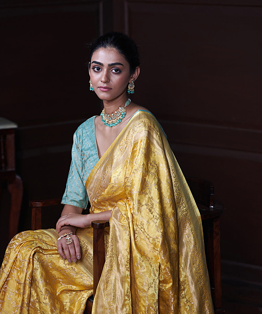 Handloom_Yellow_Gajji_Silk_Shikargah_Banarasi_Saree_With_Tanchoi_Weave_WeaverStory_01