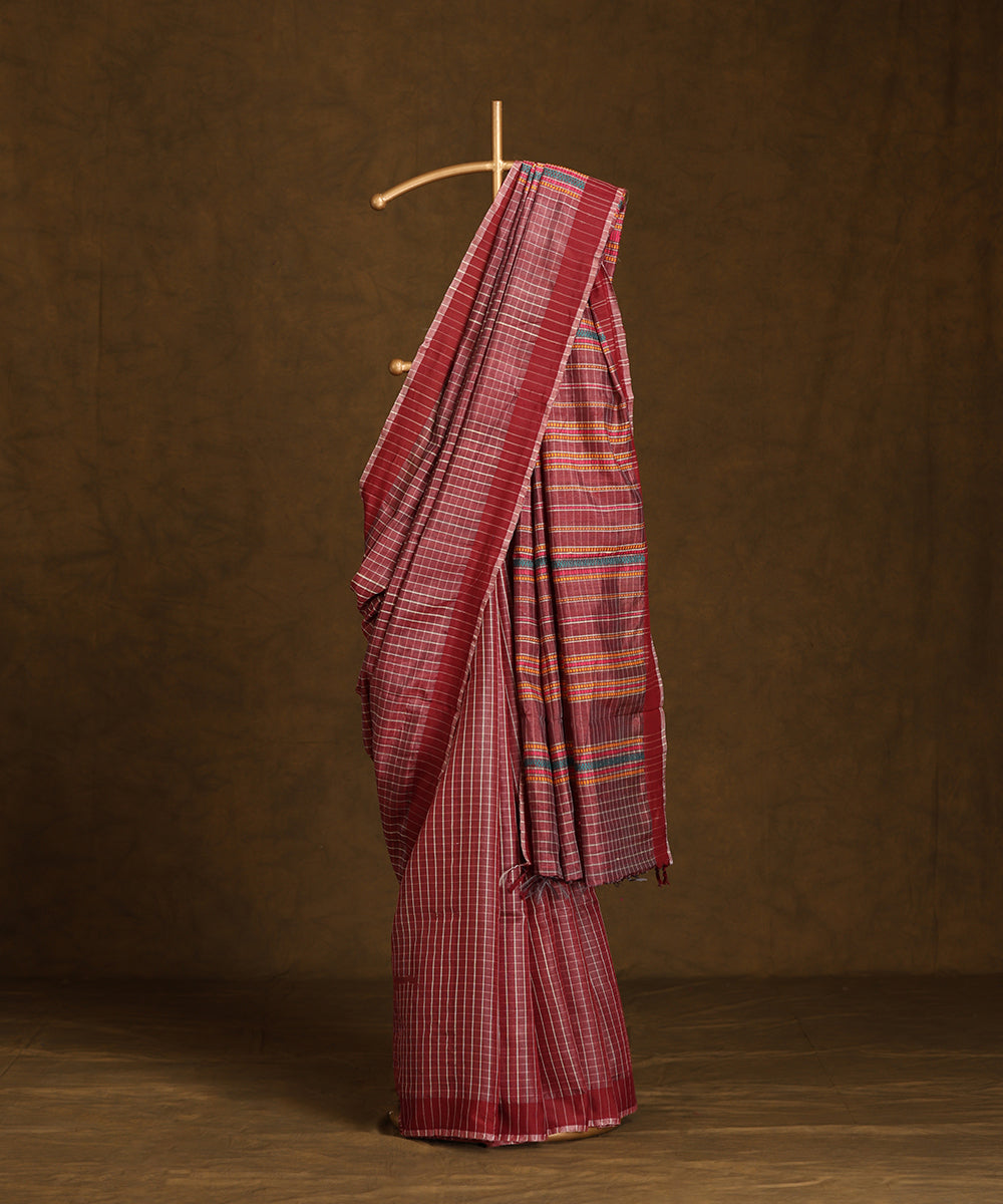 Onion_Pink_Handloom_Pure_Kosa_Silk_Checkered_Saree_With_Brown_Border_WeaverStory_01