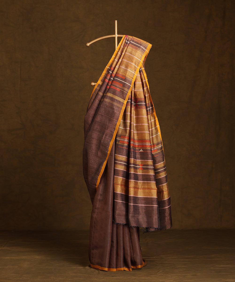 Handloom_Coke_Brown_Pure_Kosa_Silk_Saree_With_Musturd_Thin_Border_WeaverStory_01