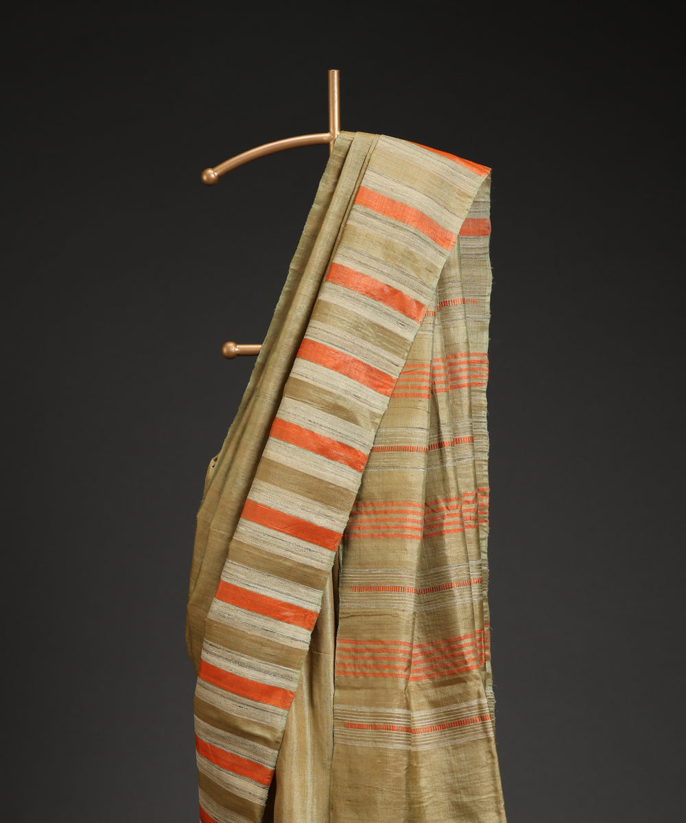 Olive_Green_Handloom_Double_Shade_Pure_Kosa_Silk_Saree_With_Stripes_And_Temple_Border_WeaverStory_02