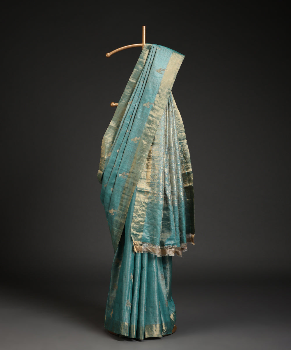 Handloom_Sea_Green_Double_Shade_Kosa_Silk_Saree_With_All_Over_Parrot_Motif_WeaverStory_01