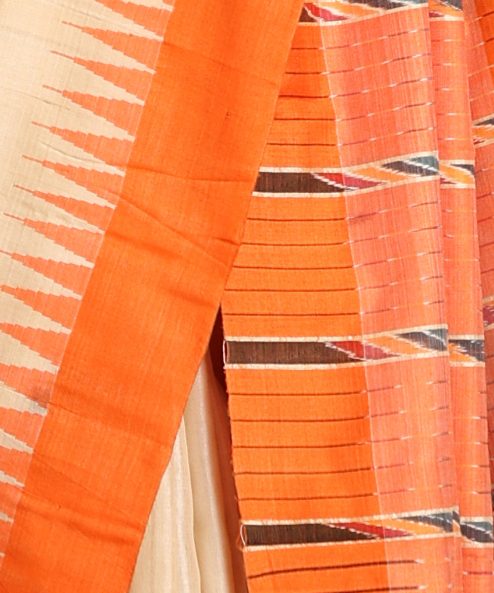 Off-White_Handloom_Pure_Kosa_Silk_Saree_With_Orange_Temple_Border_And_Pallu_WeaverStory_04