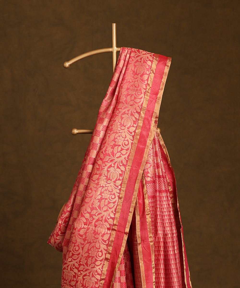 Pink_Handloom_Pure_Kosa_Silk_Saree_With_Lotus_Zari_Jaal_WeaverStory_02