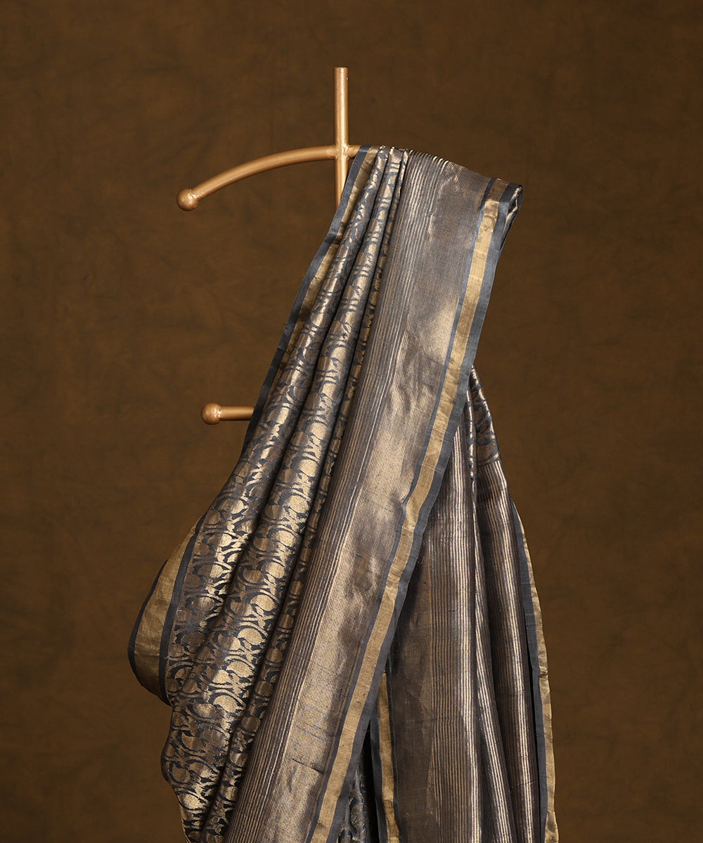 Dark_Grey_Handloom_Pure_Kosa_Silk_Saree_With_All_Over_Ambi_Jaal_WeaverStory_02