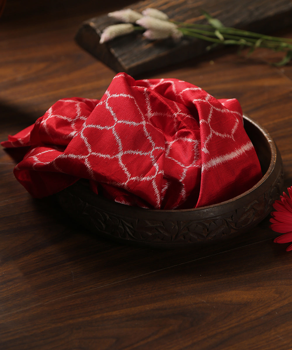 Handloom_Red_Pure_Mulberry_Silk_Stole_With_Single_Ikat_Weave_WeaverStory_01