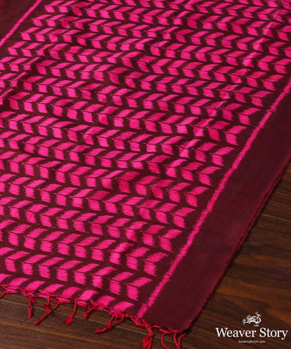 Wine_Handloom_Pure_Mulberry_Silk_Single_Ikat_Stole_WeaverStory_03