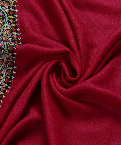 Handwoven_Red_Pure_Pashmina_Stole_With_Hand_Appliqued_Kalamkari_And_Sozni_Border_WeaverStory_05