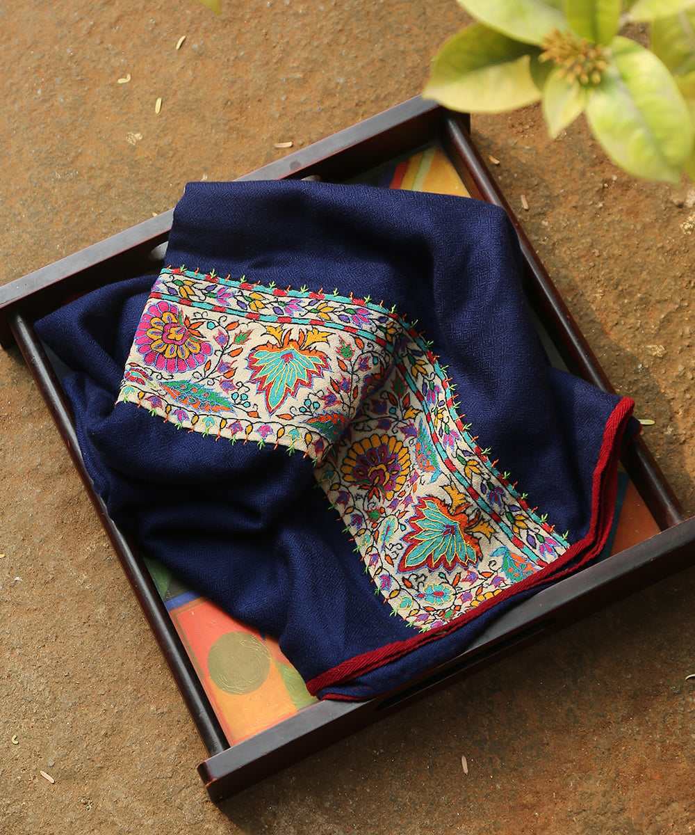 Ink_Blue_Handwoven_Pure_Pahsmina_Stole_With_Hand_Appliqued_Kashidakari_Border_WeaverStory_01