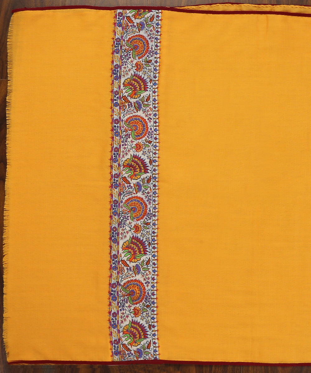 Mango_Yellow_Handwoven_Pure_Pahsmina_Stole_With_Hand_Appliqued_Kashidakari_Border_WeaverStory_02