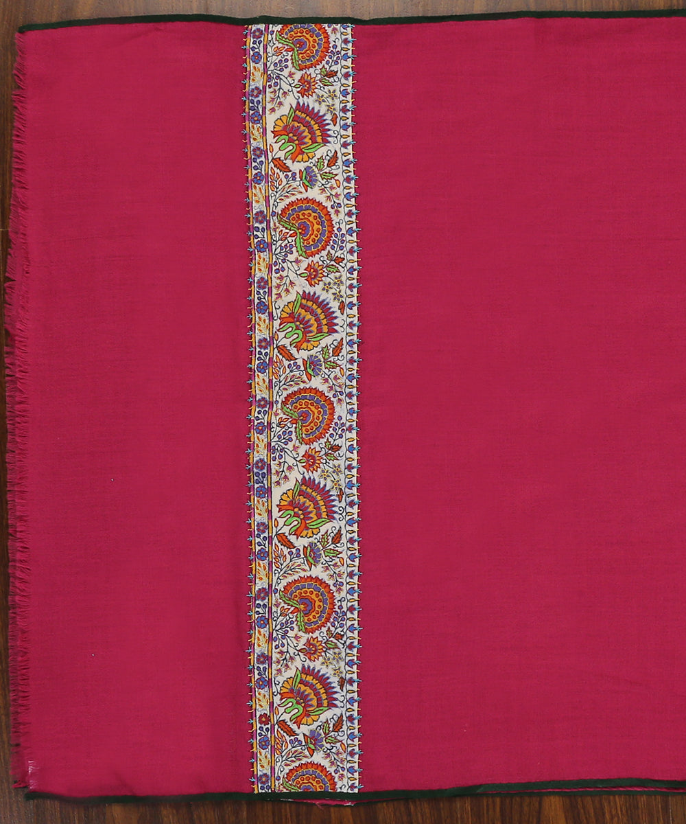 Viva_Majenta_Handwoven_Pure_Pahsmina_Stole_With_Hand_Appliqued_Kashidakari_Border_WeaverStory_02
