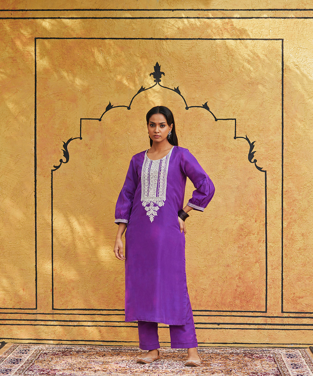 Purple_Pure_Silk_Tilla_Hand_Embroidered_Suit_With_Pants_And_Dupatta_WeaverStory_03