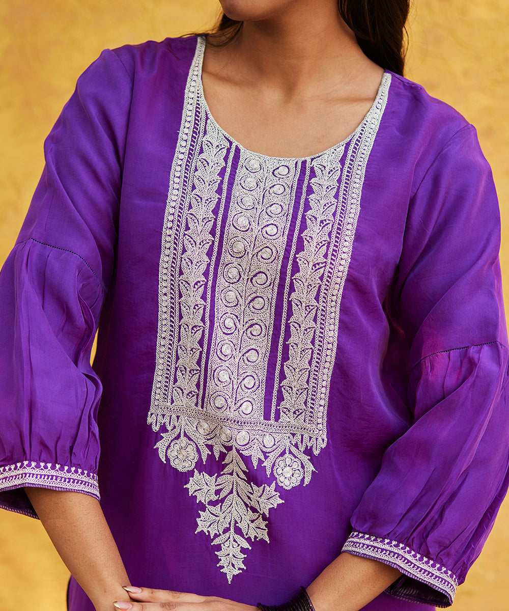 Purple_Pure_Silk_Tilla_Hand_Embroidered_Suit_With_Pants_And_Dupatta_WeaverStory_06