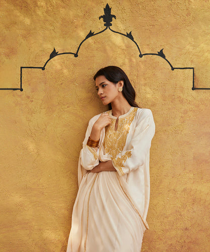 Pearl_White_Pure_Silk_Tilla_Hand_Embroidered_Suit_With_Pants_And_Dupatta_WeaverStory_04