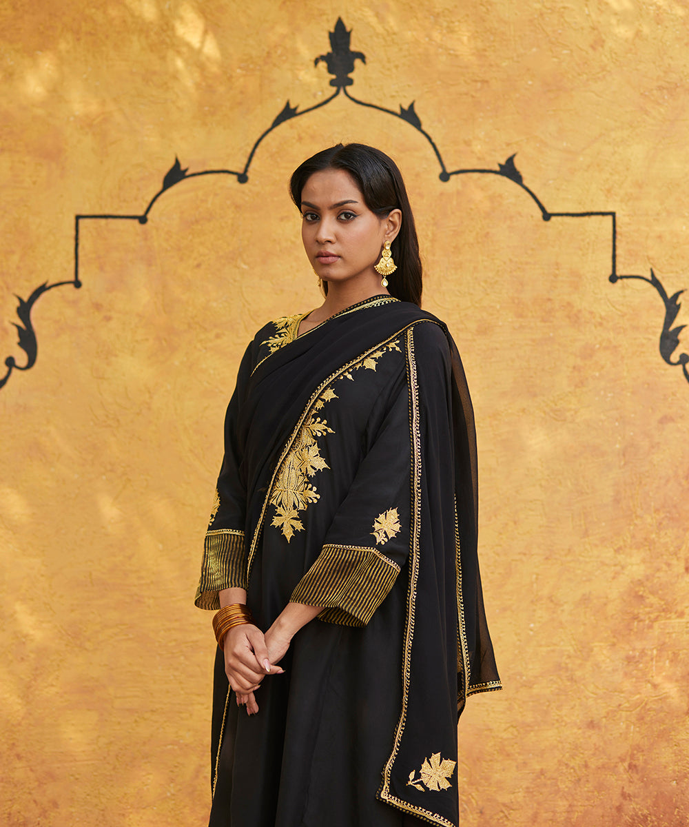 Black_Pure_Silk_Tilla_Hand_Embroidered_Suit_With_Pants_And_Dupatta_WeaverStory_04