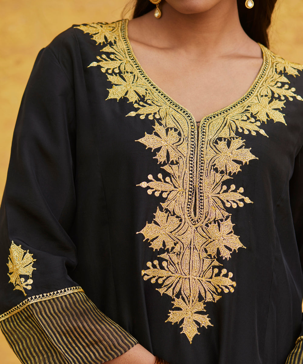 Black_Pure_Silk_Tilla_Hand_Embroidered_Suit_With_Pants_And_Dupatta_WeaverStory_05