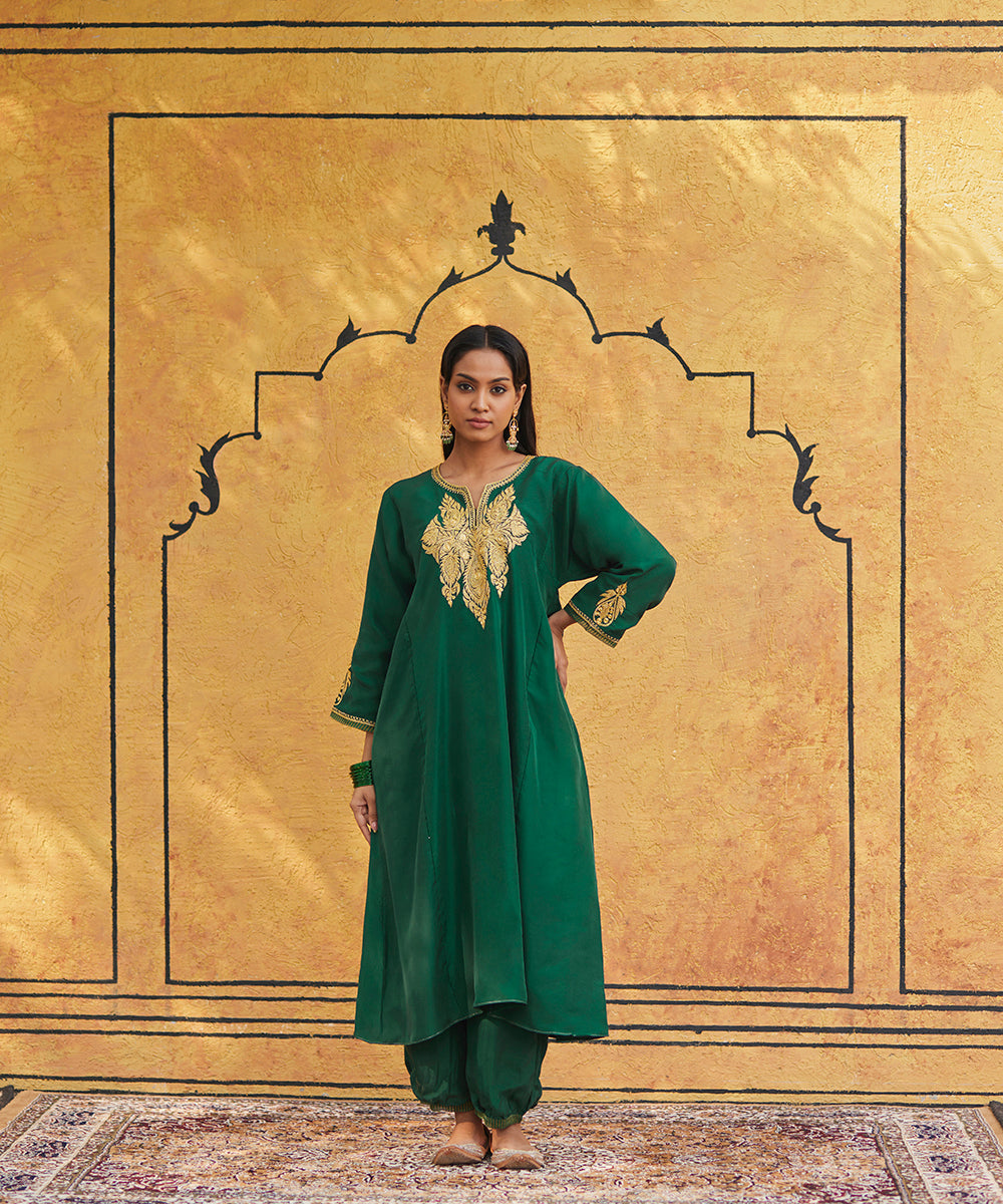 Bottle_Green_Pure_Silk_Tilla_Hand_Embroidered_Suit_With_Pants_And_Dupatta_WeaverStory_04