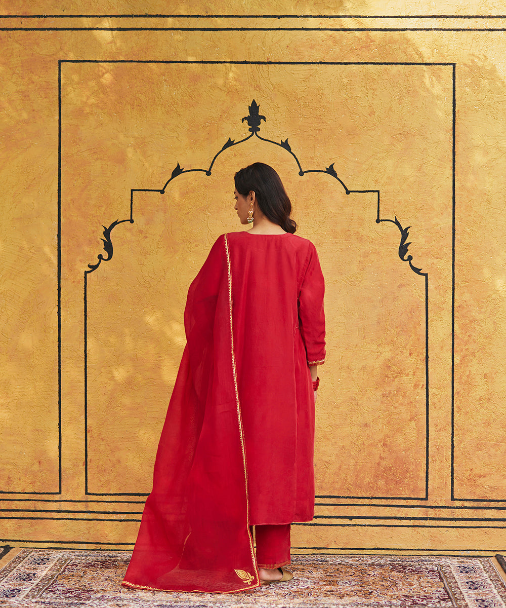 Red_Pure_Silk_Tilla_Hand_Embroidered_Suit_With_Pants_And_Dupatta_WeaverStory_02