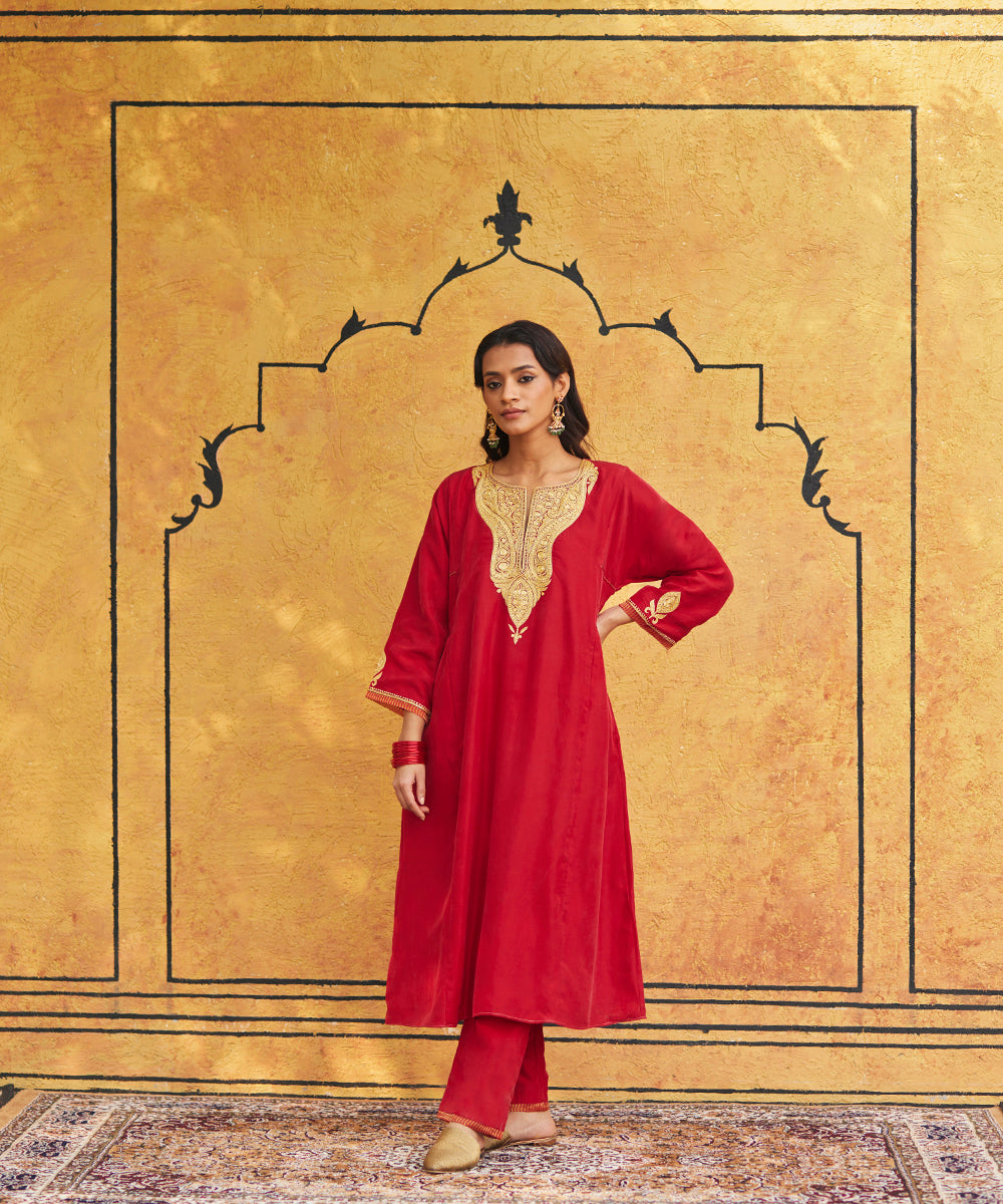 Red_Pure_Silk_Tilla_Hand_Embroidered_Suit_With_Pants_And_Dupatta_WeaverStory_03