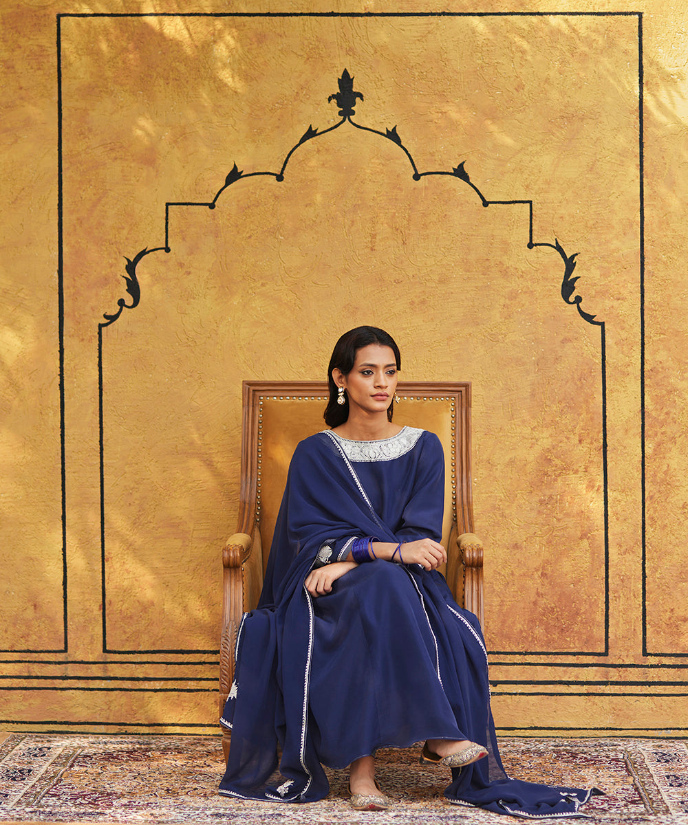 Navy_Blue_Pure_Silk_Tilla_Hand_Embroidered_Suit_With_Pants_And_Dupatta_WeaverStory_02