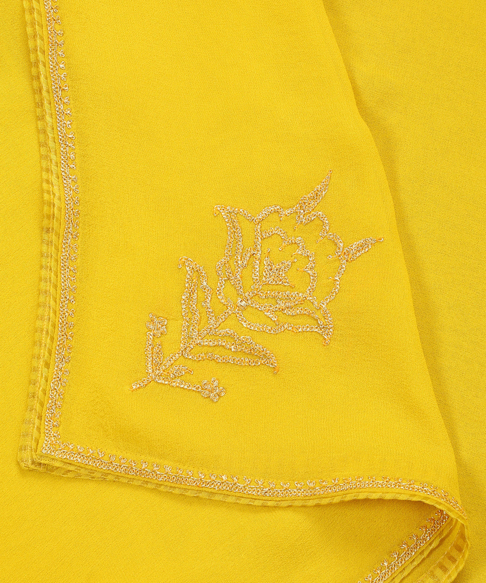 Mustard_Pure_Silk_Kashmiri_Tilla_Hand_Embroidered_Dupatta_With_Konia_WeaverStory_04