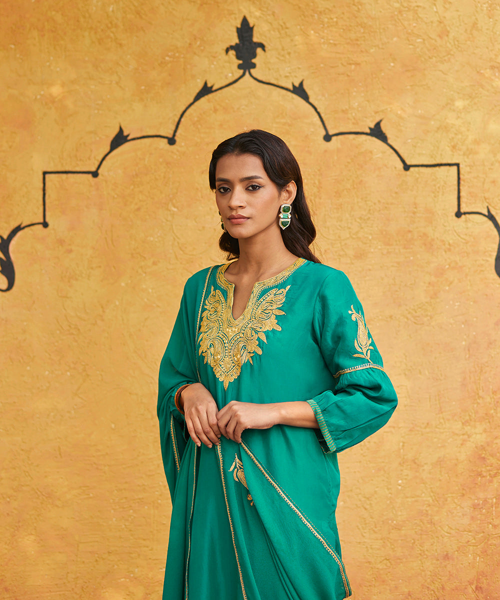Sea_Green_Pure_Silk_Tilla_Hand_Embroidered_Suit_With_Pants_And_Dupatta_WeaverStory_04