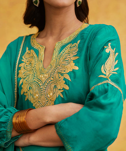 Sea_Green_Pure_Silk_Tilla_Hand_Embroidered_Suit_With_Pants_And_Dupatta_WeaverStory_06