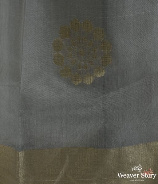 Light_grey_cotton_silk_saree_with_floral_motifs_WeaverStory_04