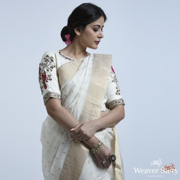 White_cotton_silk_saree_with_heavy_pallu_WeaverStory_01