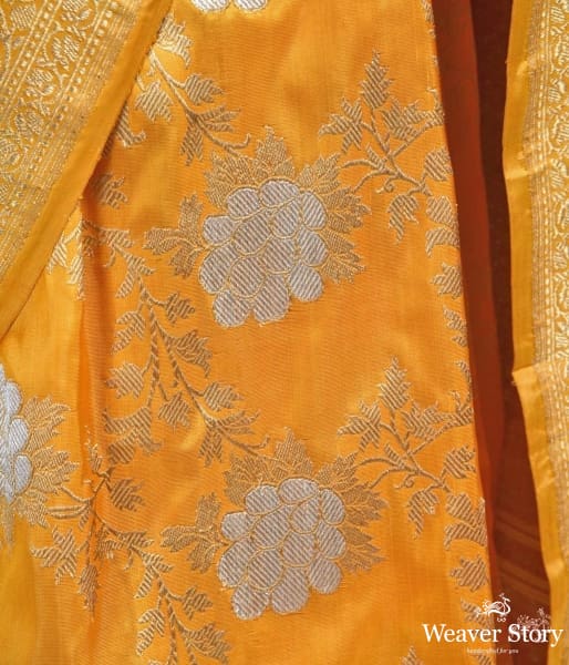 Yellow_and_gold_kadhwa_banarasi_jangla_saree_WeaverStory_03