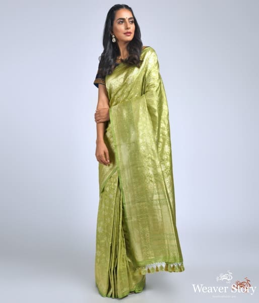 Pistachio_green_banarasi_patola_saree_WeaverStory_02