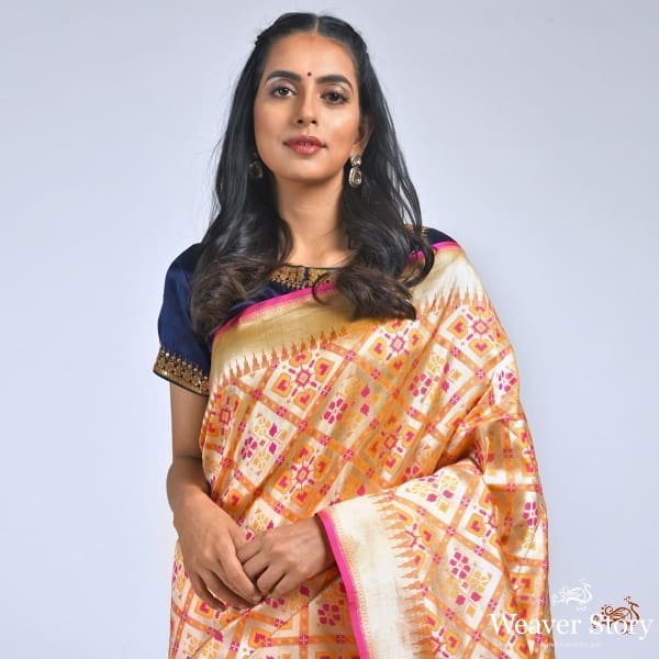 Peach_Katan_silk_patola_saree_WeaverStory_01