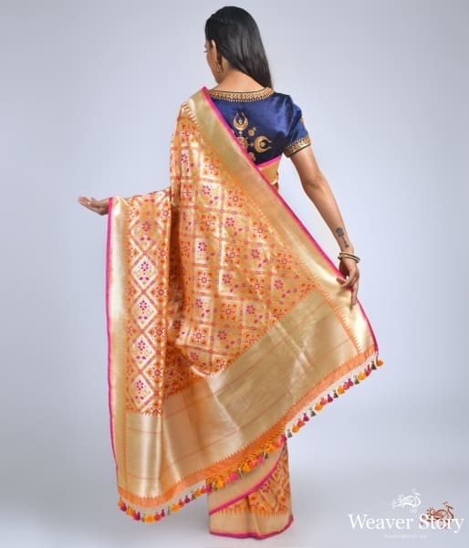 Peach_Katan_silk_patola_saree_WeaverStory_04