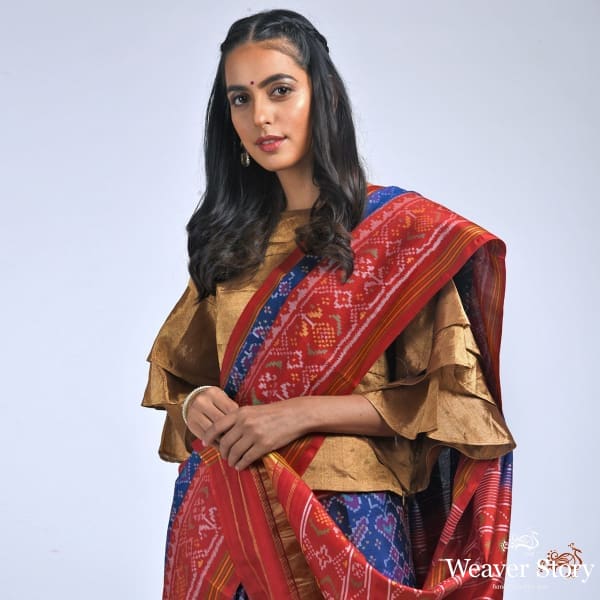 Pure_silk_Gujarat_Patola_saree_in_Blue_and_Red_combination_WeaverStory_01