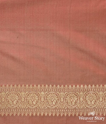 Beige_small_booti_katan_silk_saree_with_rust_kadhiyal_border_WeaverStory_05