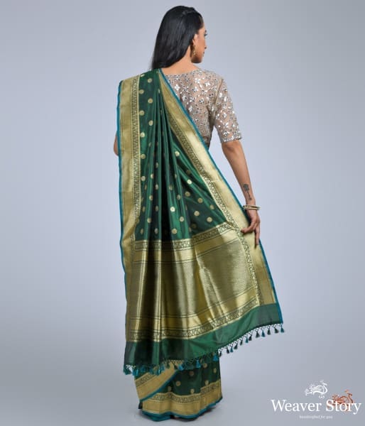 Emerald_Green_katan_silk_saree_with_asharfi_booti_WeaverStory_04