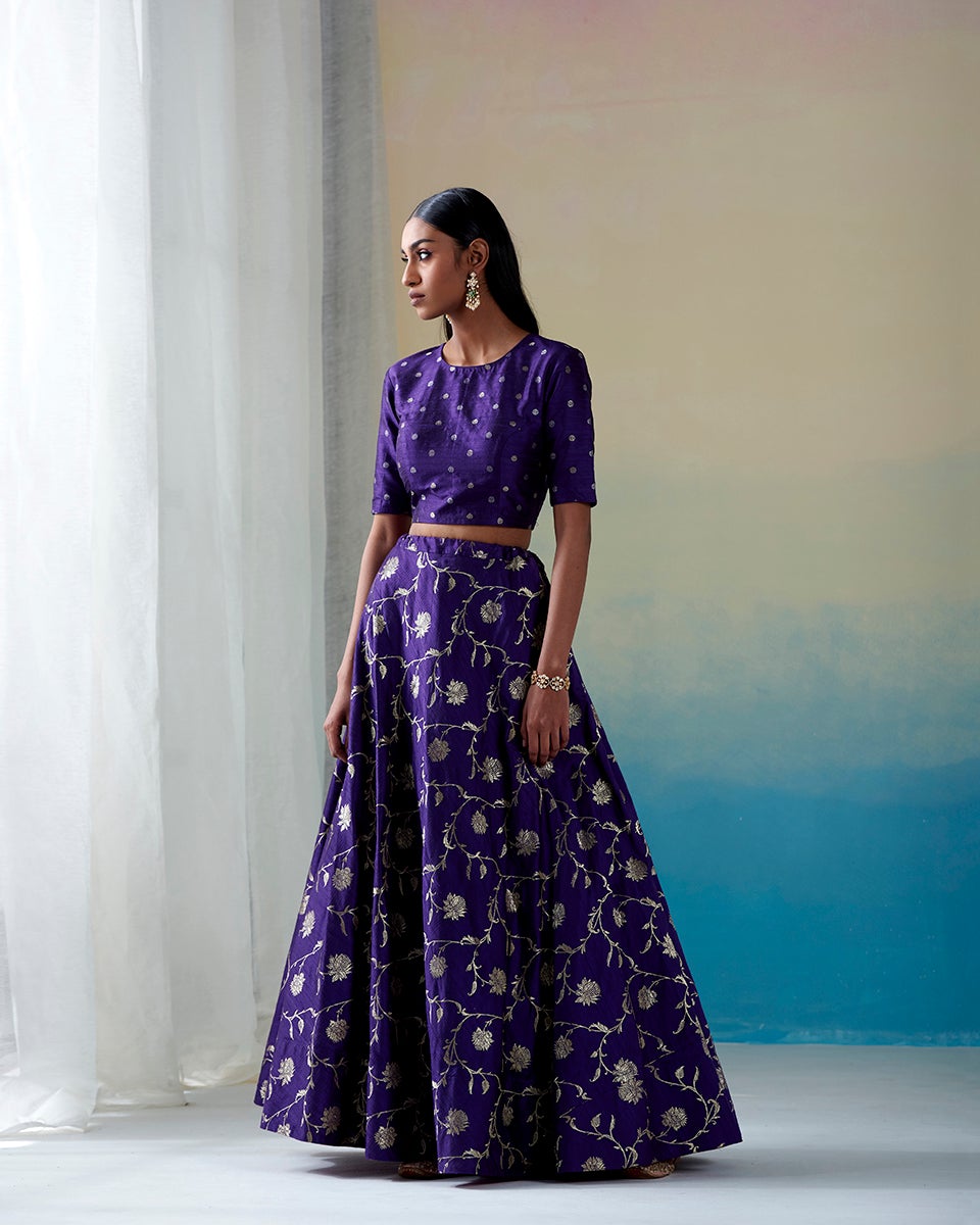 Beautiful Banarsai Silk Lehenga Skirt with beautiful blouse. | Beautiful  blouses, Lehenga skirt, Indian outfits