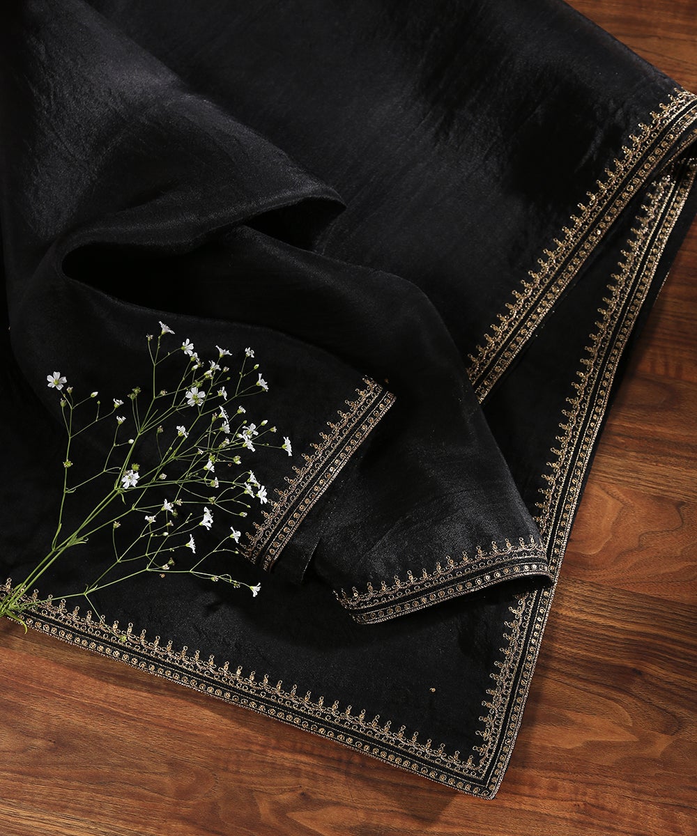 Black_Handloom_Organza_Dupatta_with_Aari_Embroidery_Border_WeaverStory_01