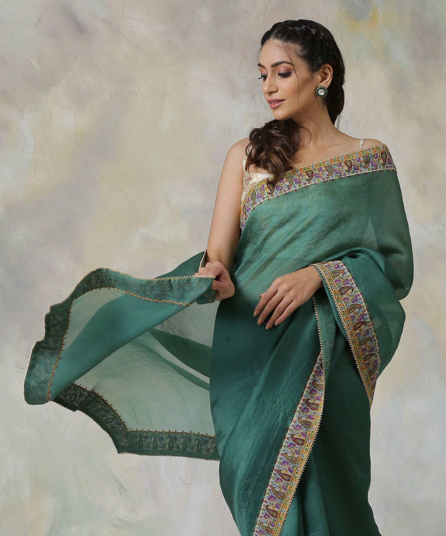 Persian_Green_Organza_Saree_With_with_Hand_Appliqued_Sozni_Needle_Work_Border_WeaverStory_01