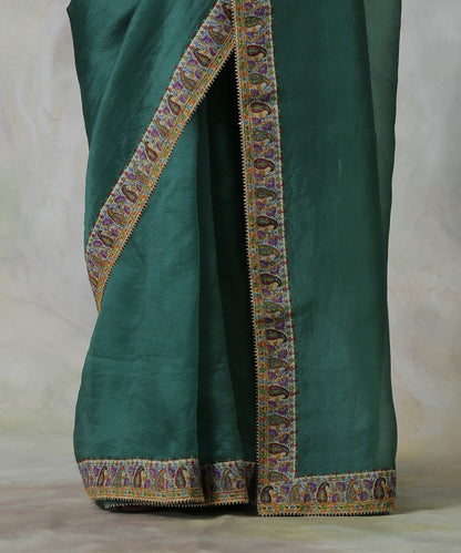 Persian_Green_Organza_Saree_With_with_Hand_Appliqued_Sozni_Needle_Work_Border_WeaverStory_04