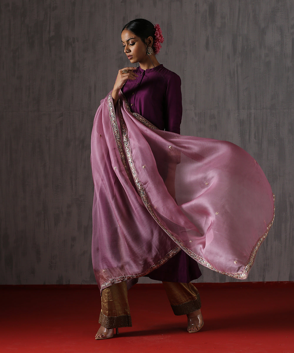 Light_Plum_Hand_Embroidered_Organza_Dupatta_With_Hand_Embroidery_WeaverStory_02