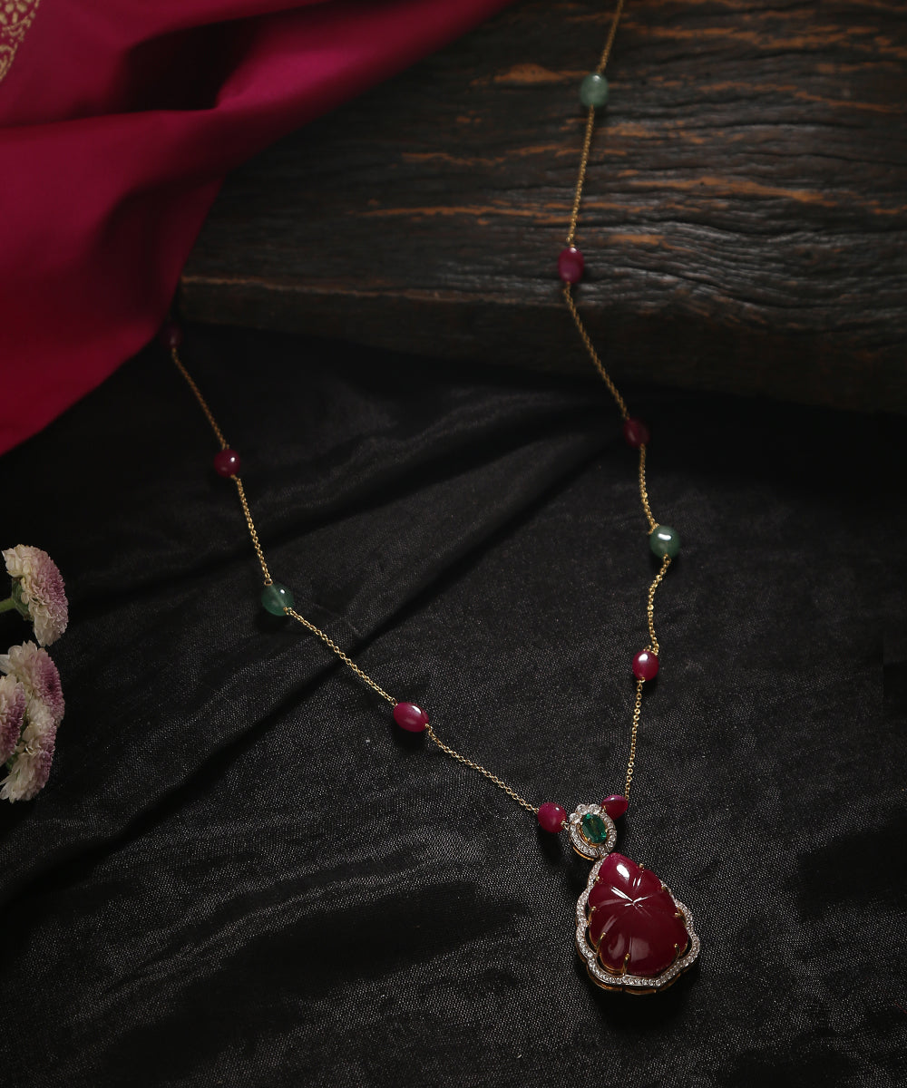 Vaasvi_Handcrafted_Pure_Silver_Pendant_Necklace_With_Ruby_And_Pearls_WeaverStory_01