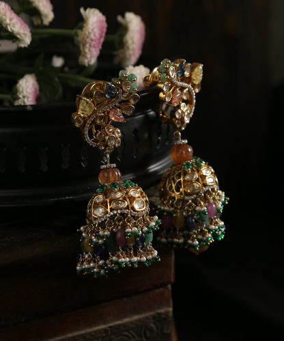 Tredha_Handcrafted_Pure_Silver_Jhumka_With_Emeralds_WeaverStory_01