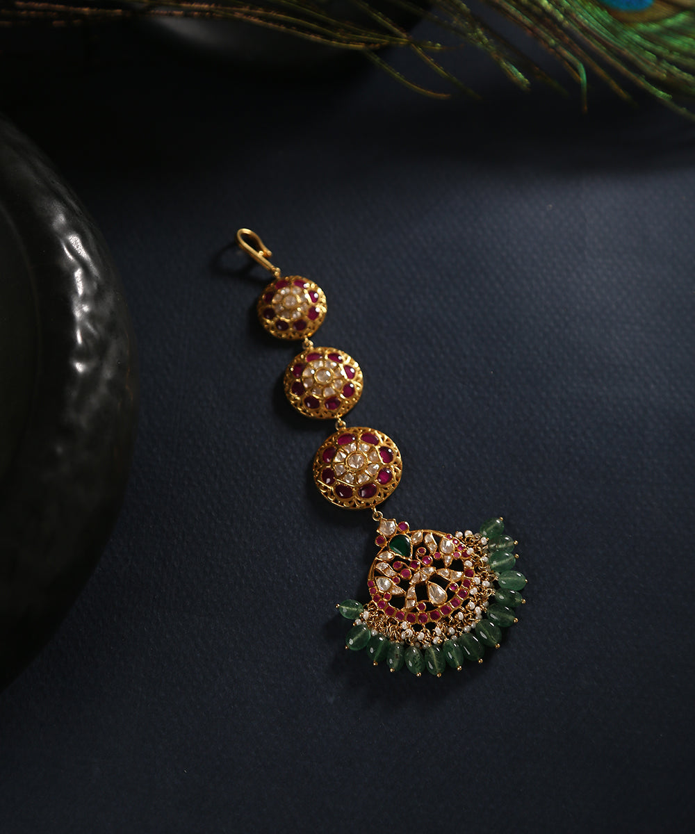 Laalmukhi_Tikka_with_Moissanite_Polki_Crafted_in_Pure_Silver_WeaverStory_01