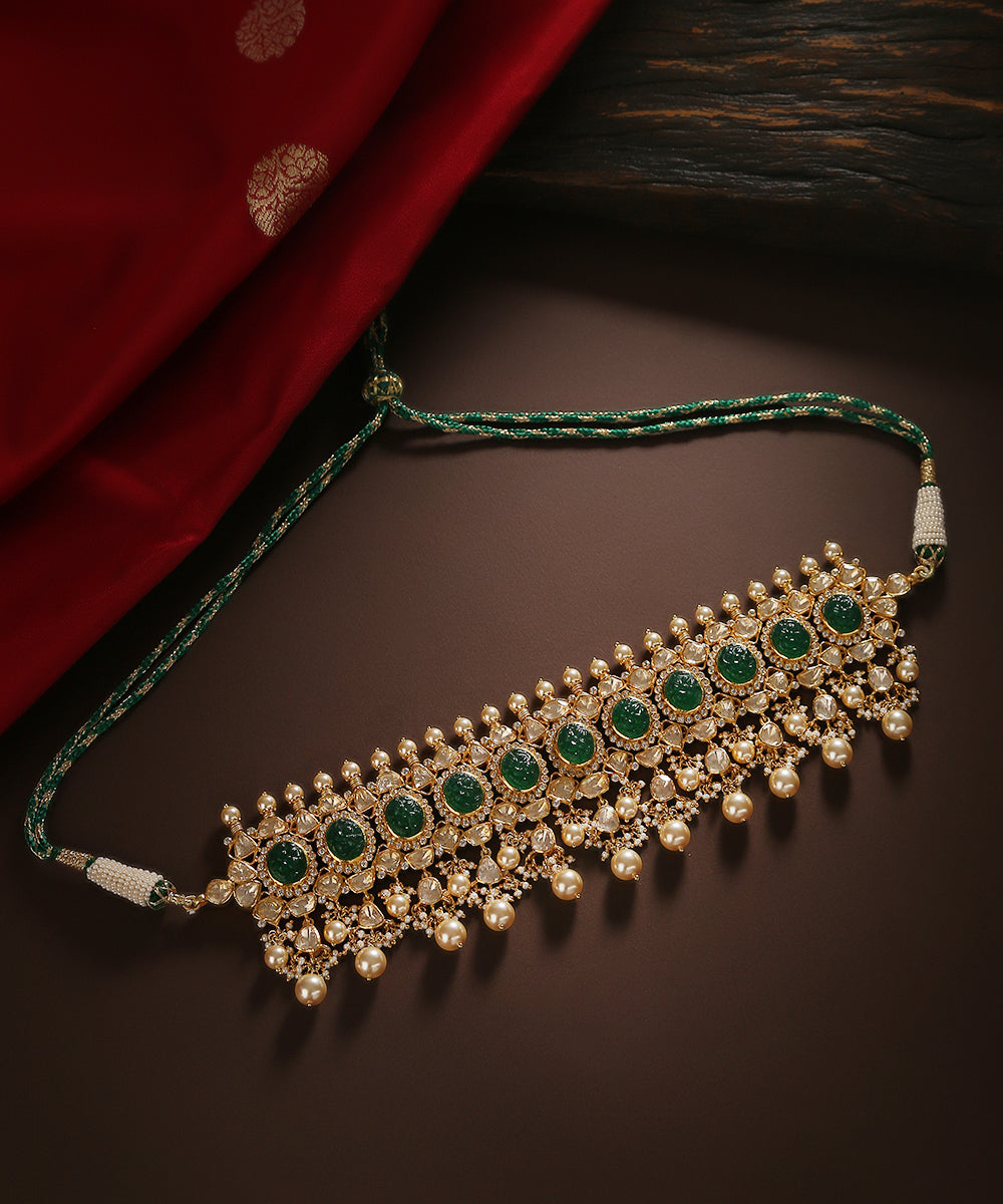 Jasmine_Pure_Silver_Moissanite_Polki_Necklace_With_Emeralds_And_Pearls_WeaverStory_01