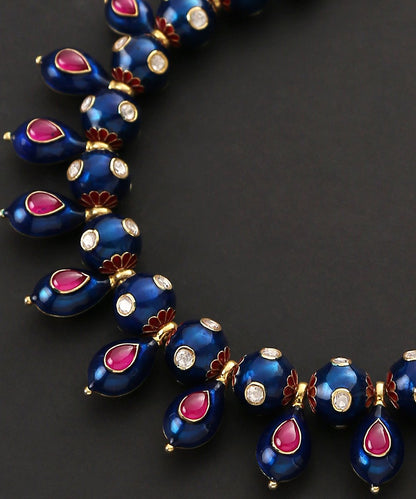 Krisha_Blue_and_Red_Beads_Necklace_WeaverStory_06