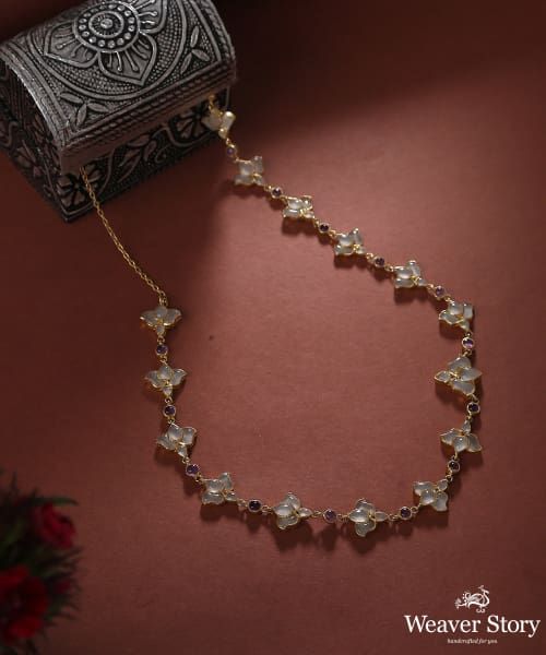 Advika_Polki_Necklace_with_Pure_Silver_WeaverStory_01