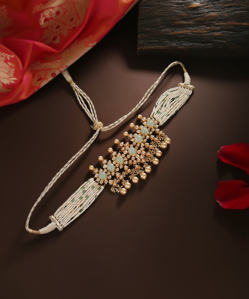 Parveen_Moissanite_Polki_Pure_Silver_Choker_With_Emeralds_And_Pearls_WeaverStory_01