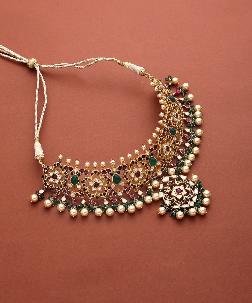 Kaanchana_Handcrafted_Necklace_with_Moissanite_Polki_WeaverStory_02