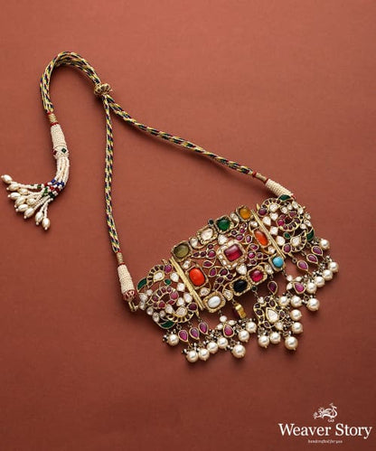 Mrinali_Moissanite_Polki_Handcrafted_Necklace_With_Pure_Silver_WeaverStory_02