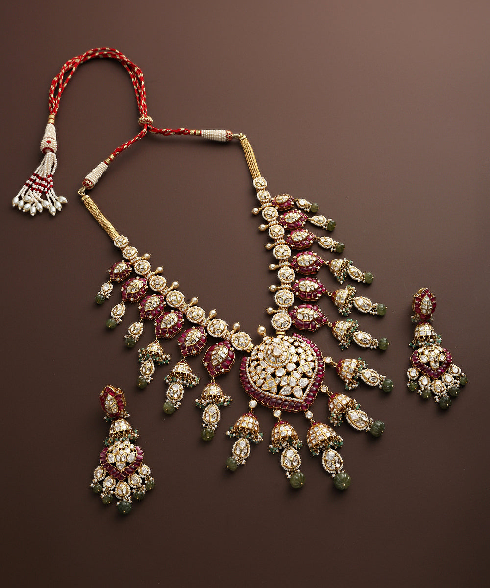 Asira_Moissanite_Polki_Necklace_Set_With_Emeralds_And_Ruby_In_Pure_Silver_WeaverStory_02